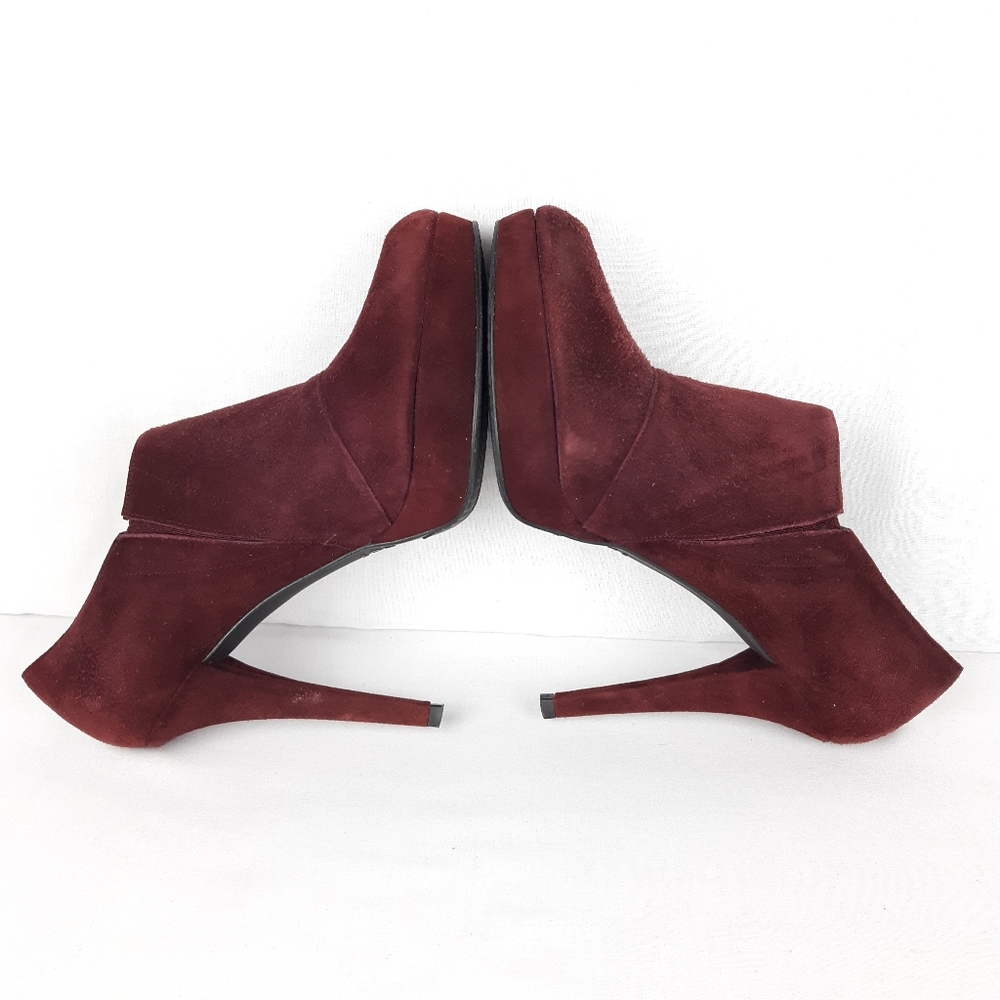 STUART WEITZMAN PLATFORM ANKLE BOOTIES - Picture 11 of 16